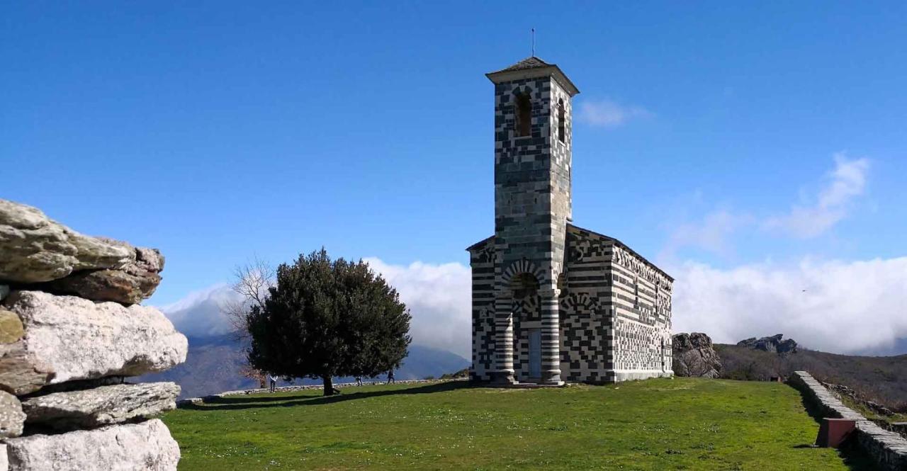 Maison De Village Avec Vue Sur Les Montagnes * Bigorno